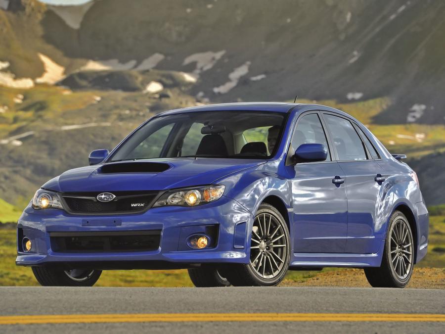  Subaru Impreza WRX Sedan 2010 года  (US) (фото 10 из 21)